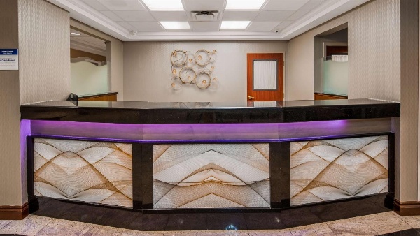 Best Western Plus Travel Hotel Toronto Airport Main image